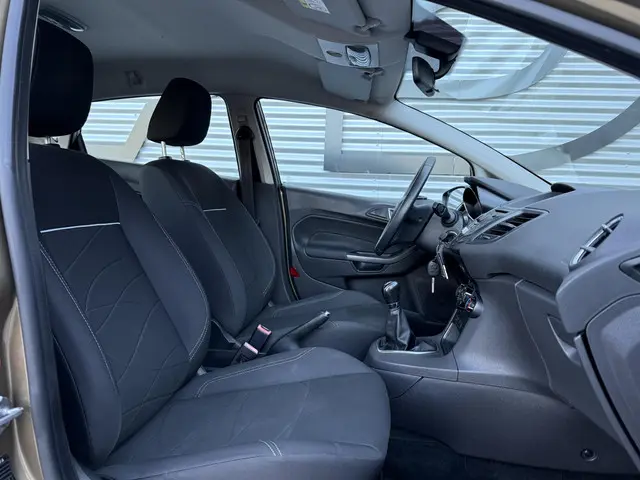 Ford Fiesta 1.0 EcoBoost Titanium 2014 Benzine 15