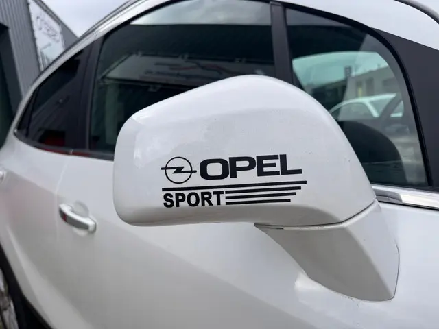 Opel Mokka 1.4 T Cosmo 4x4 2013 Benzine 9
