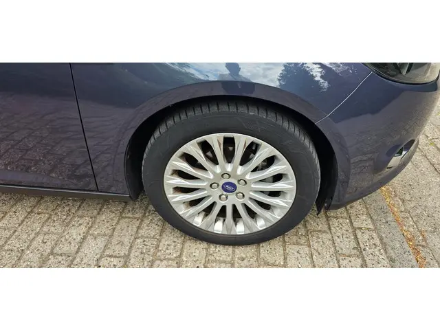 Ford Focus Wagon 1.0 EcoBoost Titanium 2012 Benzine 10