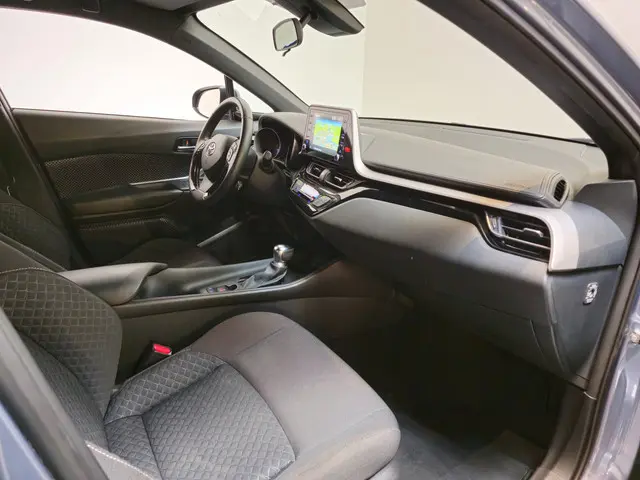 Toyota C-HR 1.8 Hybrid Dynamic 2020 Hybride Benzine 15