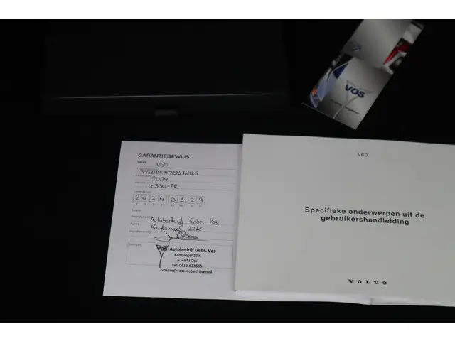 Volvo V60 2.0 B3 Plus Dark 2024 Benzine 30