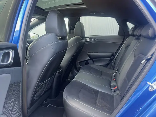 Kia Ceed 1.4 T-GDi GT-PlusLine 2019 Benzine 19