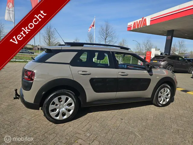Citroën C4 Cactus 1.2 PureTech Feel Automaat 2017 Benzine 6