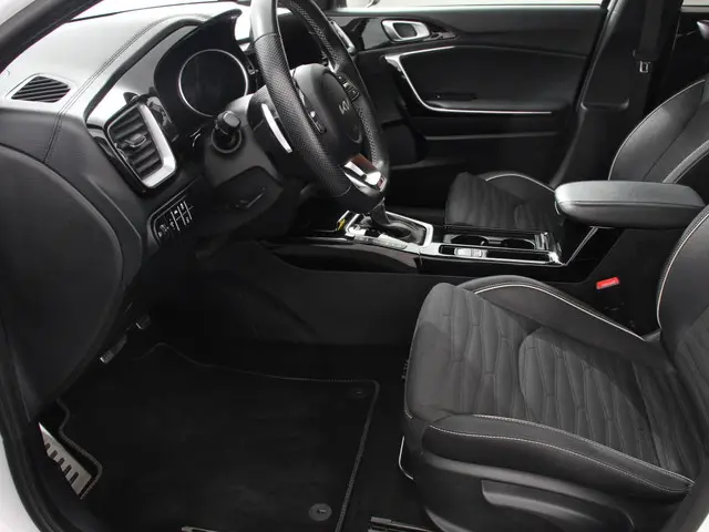 Kia ProCeed 1.5 T-GDi Automaat HEV GT-Line 2022 Benzine 9