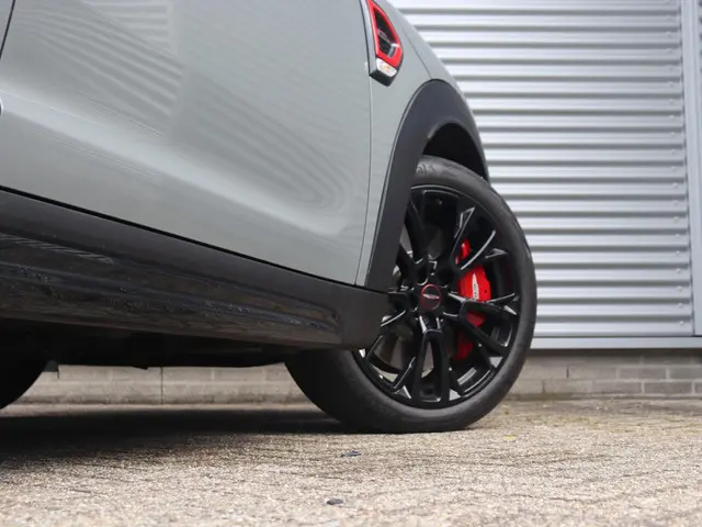 MINI Countryman John Cooper Works ALL4 2020 Benzine 7