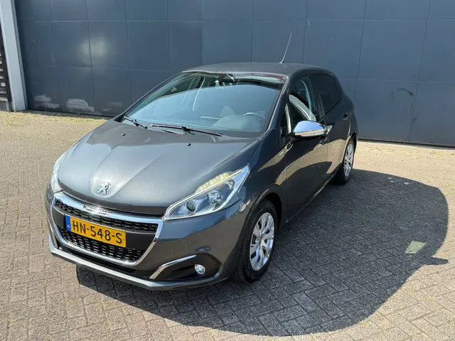 Peugeot 208 2