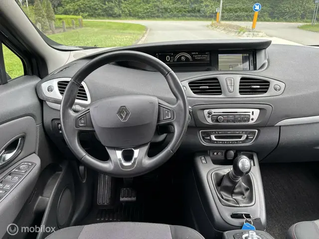 Renault Grand Scénic 1.2 TCe Authentique 7p. 2014 Benzine 18