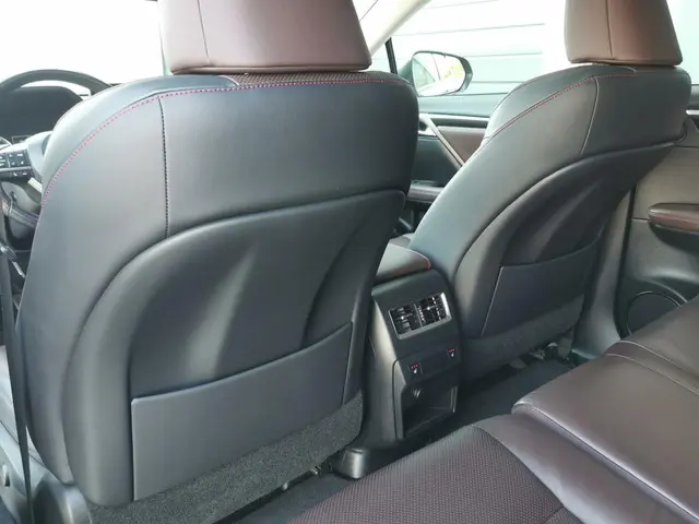 Lexus RX 450h 4WD IN NIEUW STAAT 2015 Hybride Benzine 17