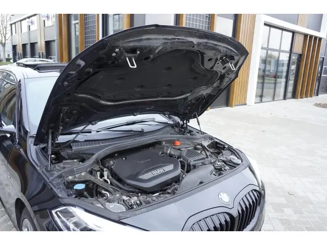 BMW 1 Serie 116d Corporate Executive 2020 Diesel 40