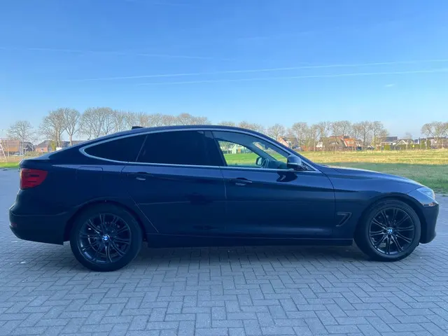 BMW 3 Serie Gran Turismo 320i High Executive 2014 Benzine 4