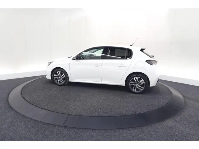 Peugeot 208 PureTech 100 Allure Pack 2023 Benzine 60