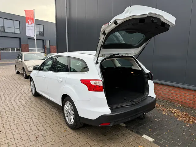 Ford Focus Wagon 1.0 EcoBoost Edition Plus 2014 Benzine 36