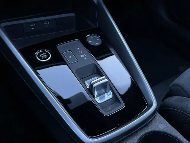 Audi A3 Limousine 35 TFSI 150pk 2024 Hybride Benzine 26