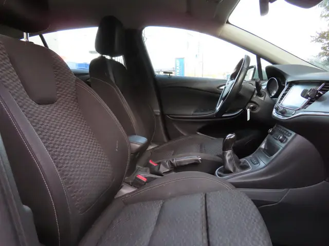 Opel Astra 1.0 Edition 2017 Benzine 12