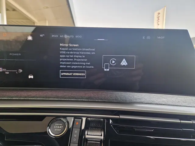 Peugeot 3008 1.2 Hybrid 145 GT 2025 Hybride Benzine 21