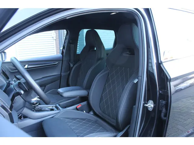 Škoda Karoq 1.5 TSI ACT Sportline Business 2023 Benzine 21