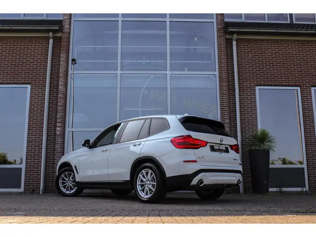 BMW X3 xDrive30e Executive 2020 Hybride Benzine 3