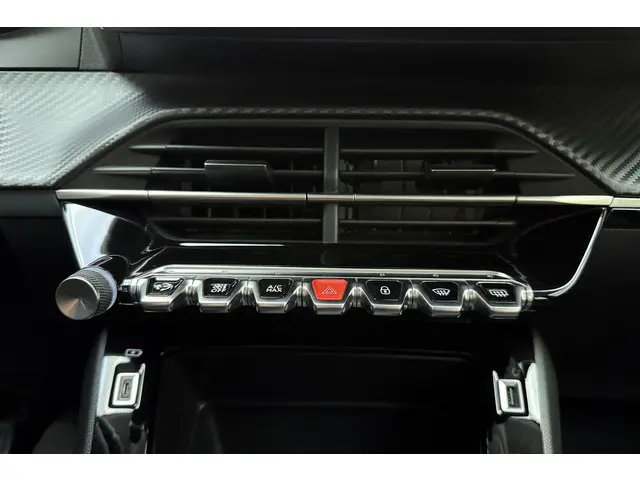 Peugeot 208 1.2 PureTech Active 2023 Benzine 22