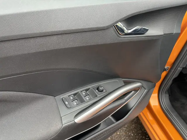 Škoda Fabia 1.0 TSI Business Edition 2022 Benzine 12