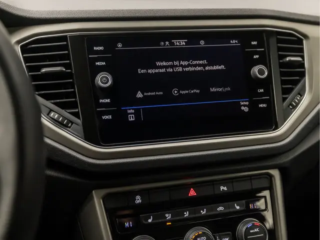 Volkswagen T-Roc 1.0 TSI Luxury Sport 2021 Benzine 27