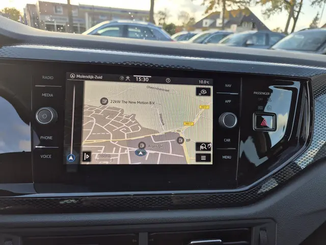 Volkswagen Taigo 1.0 TSI Life Business 2023 Benzine 22