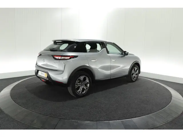 DS DS 3 Crossback PureTech 100 Montmartre 2022 Benzine 9