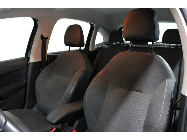 Citroën C3 1.2 PureTech Collection 2015 Benzine 13