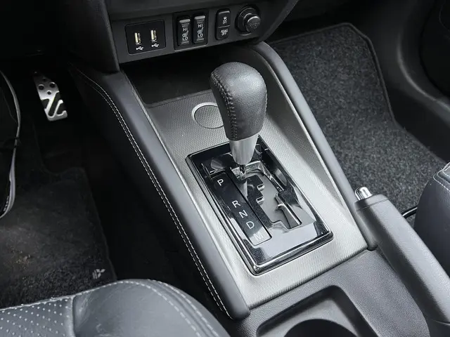 Mitsubishi ASX 2.0 Instyle 2020 Benzine 16