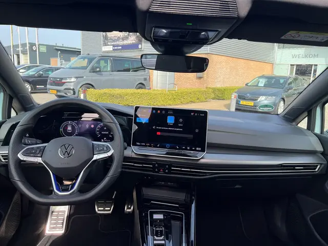 Volkswagen Golf 1.5 eHybrid GTE 2025 Hybride Benzine 14