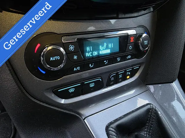 Ford Focus Wagon 1.0 EcoBoost Titanium 2013 Benzine 16