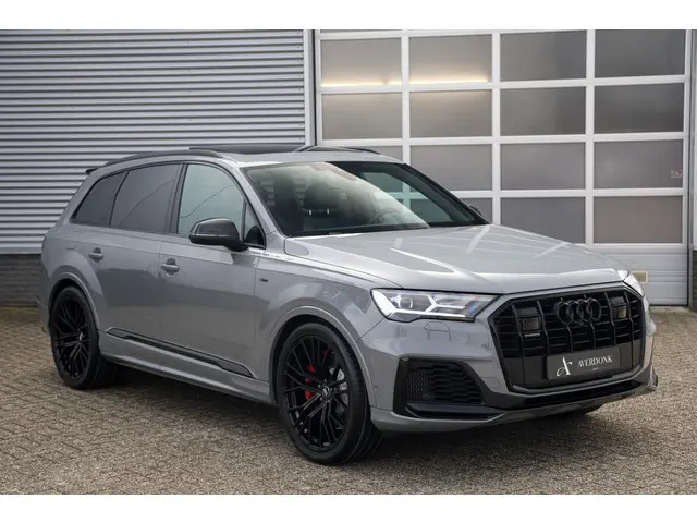 Audi Q7 55 TFSI e quattro S-Line 2022 Hybride Benzine 5