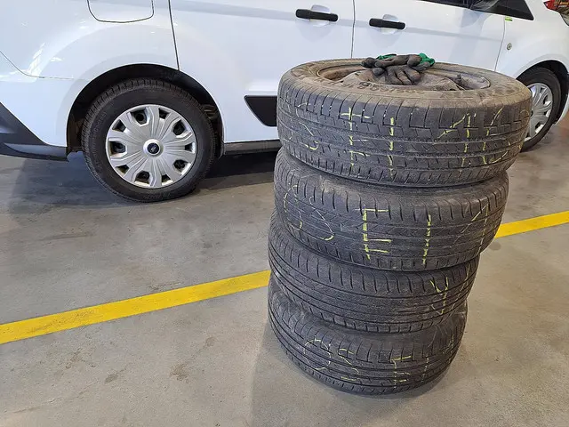 Ford Transit Connect 1.5 2021 Diesel 16
