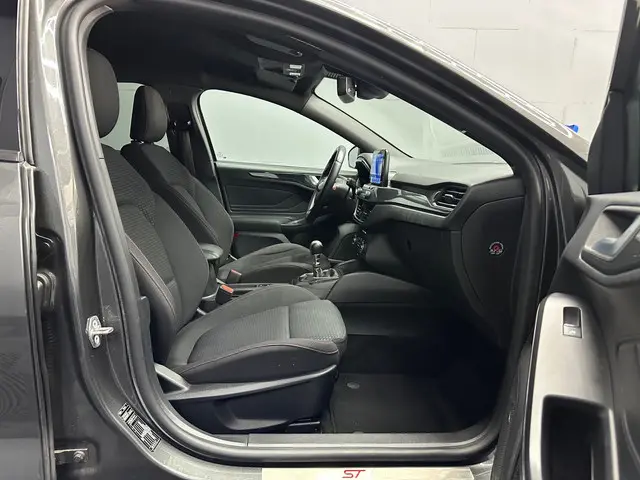 Ford Focus 1.0 EcoBoost ST Line Business 2018 Benzine 10