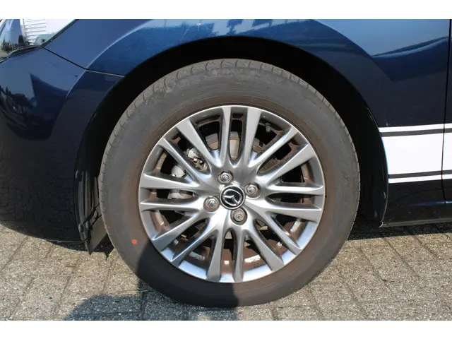 Mazda 2 1.5 e-SkyActiv-G 90 Exclusive-Line 2023 Benzine 11