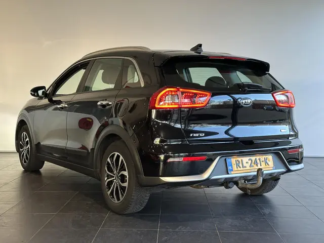 Kia Niro 1.6 GDi Hybrid DynamicLine 2018 Hybride Benzine 6