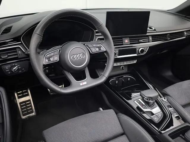 Audi A5 Cabriolet 35 TFSI/150PK S edition 2024 Benzine 51