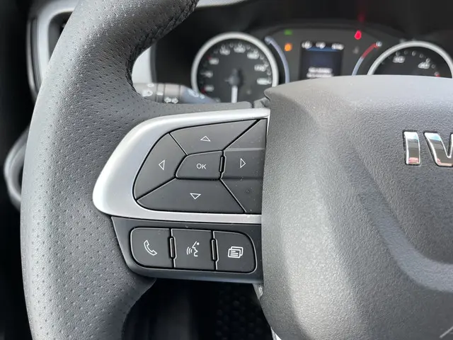 Iveco Daily 35S18HV 3.0 352L H2 2024 Diesel 10