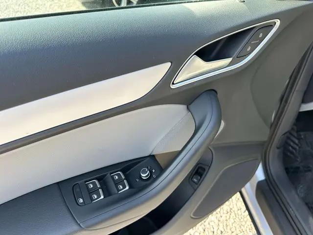 Audi Q3 Q3 1.4 TFSI 2018 Benzine 11