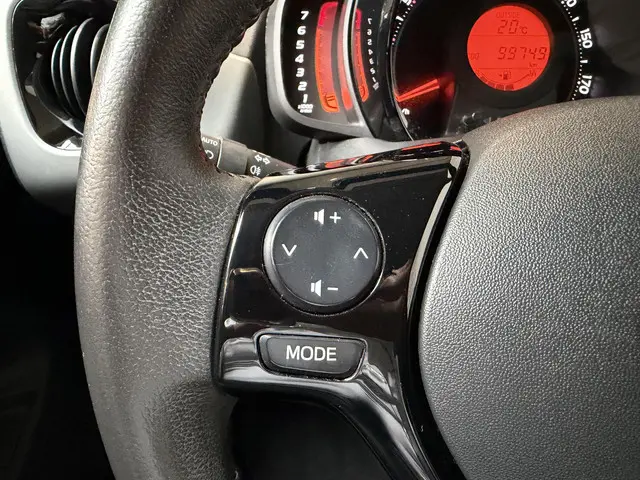 Toyota Aygo 1.0 VVT-i x-joy 2020 Benzine 27