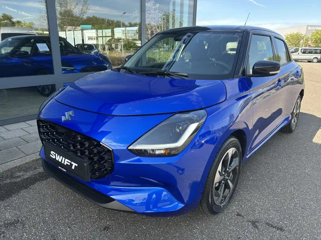 Suzuki Swift 1.2 Style Smart Hybrid 2025 Benzine 4