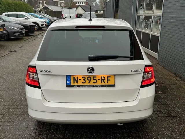 Škoda Fabia Combi 1.2 TSI Edition Automaat 2016 Benzine 13
