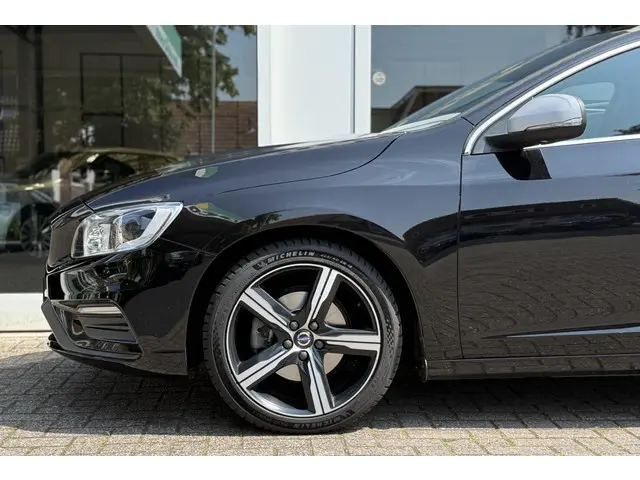 Volvo V60 1.5 T3 R-Design Aut. 2017 Benzine 7