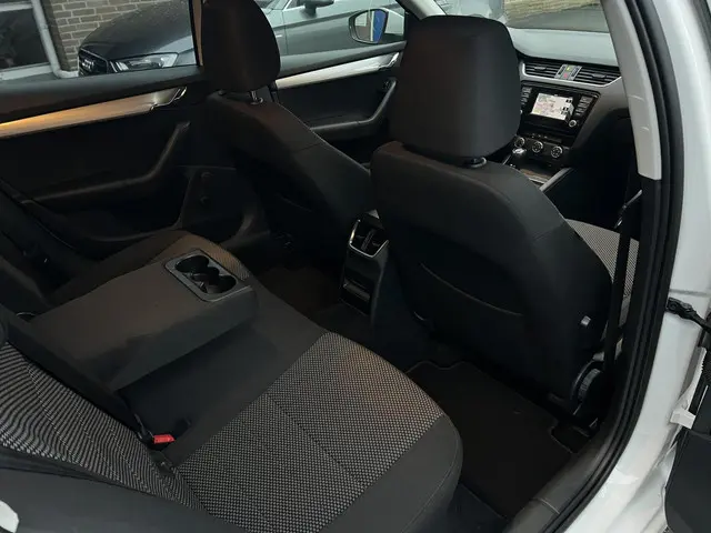 Škoda Octavia Combi 1.6 TDI | PDC | Cruise | Airco 2014 Diesel 8