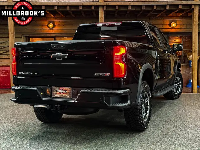 Chevrolet Silverado ZR2 2024 Benzine 16