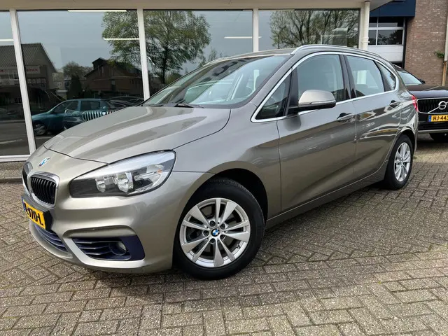 BMW 2 Serie Active Tourer 218i Sport 2015 Benzine 2
