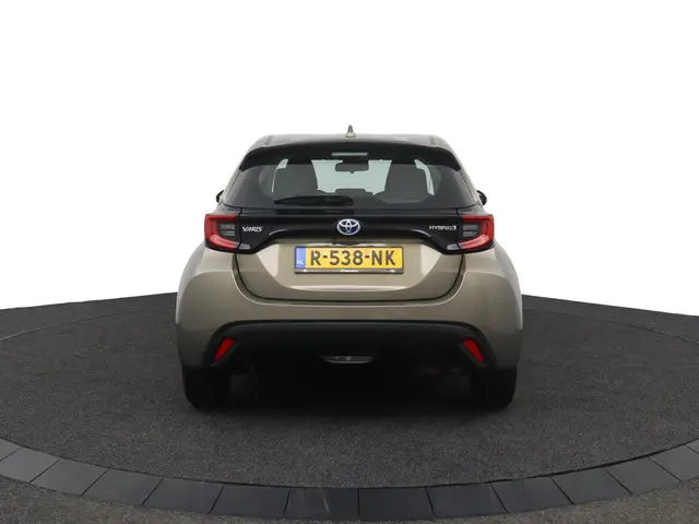 Toyota Yaris 1.5 Hybrid Dynamic 2022 Hybride Benzine 43