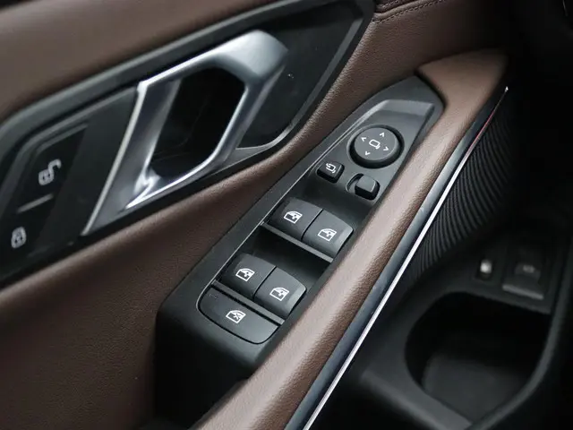 BMW 3 Serie Sedan 330e 2025 Hybride Benzine 16