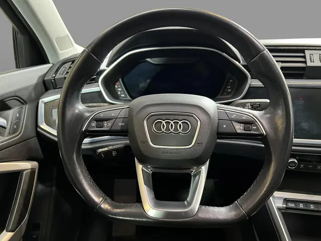 Audi Q3 Sportback 35 TFSI S-Line 2021 Benzine 17