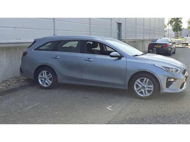 Kia Ceed Sportswagon 1.4 T-GDi DynamicLine 2020 Benzine 4