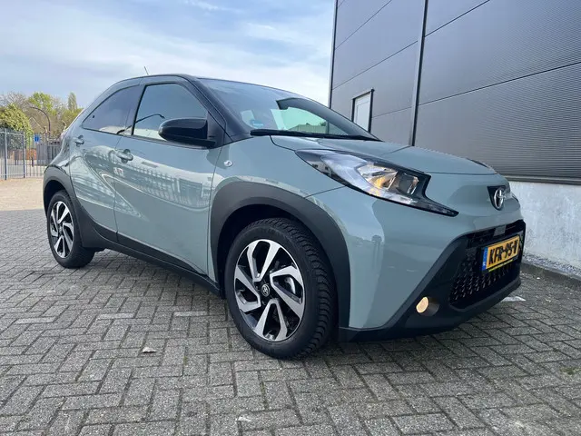 Toyota Aygo X 1.0 VVT-i MT Envy 2024 Benzine 5